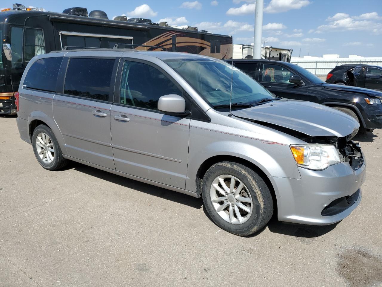 2015 Dodge Grand Caravan Sxt vin: 2C4RDGCG9FR612225