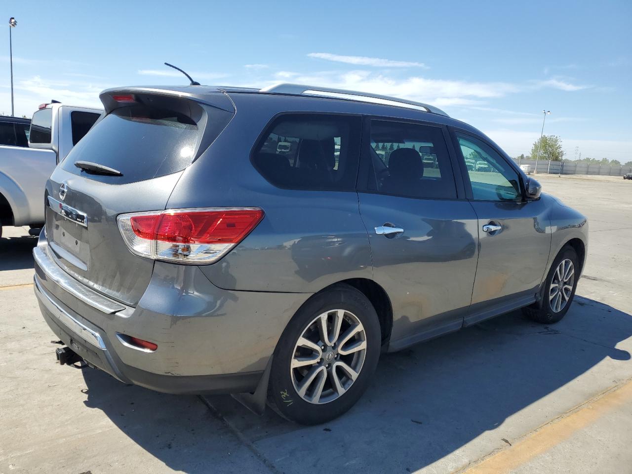 5N1AR2MN6GC635594 2016 Nissan Pathfinder S