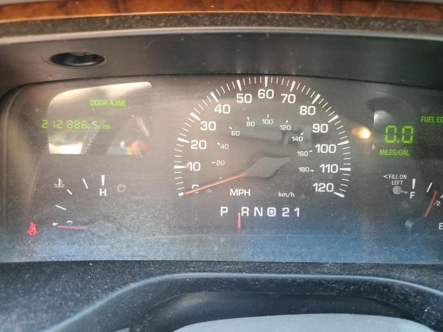 2000 Lincoln Town Car Executive VIN: 1LNHM81W7YY823655 Lot: 52554624