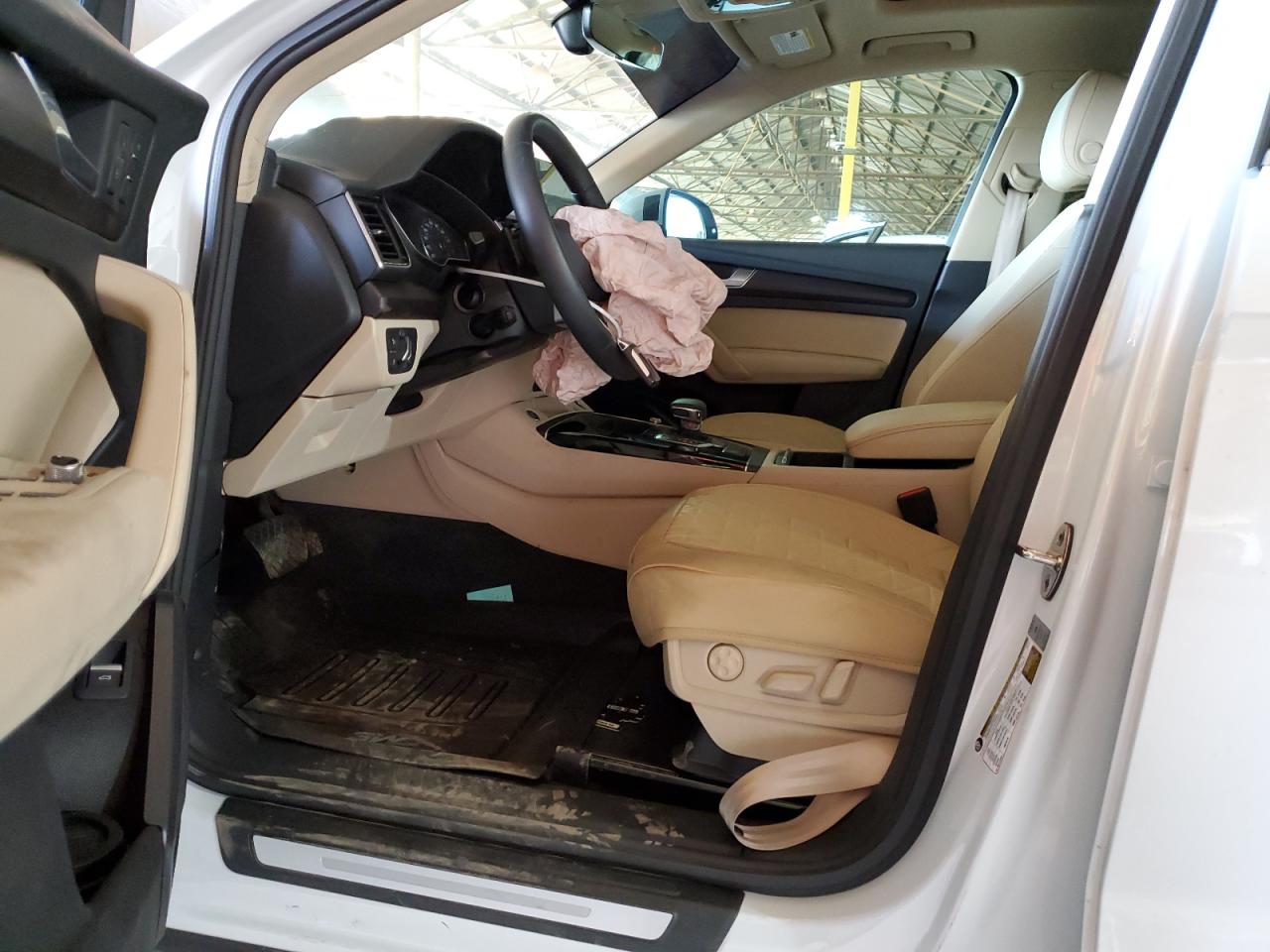 WA1AAAFY4M2026867 2021 Audi Q5 Premium