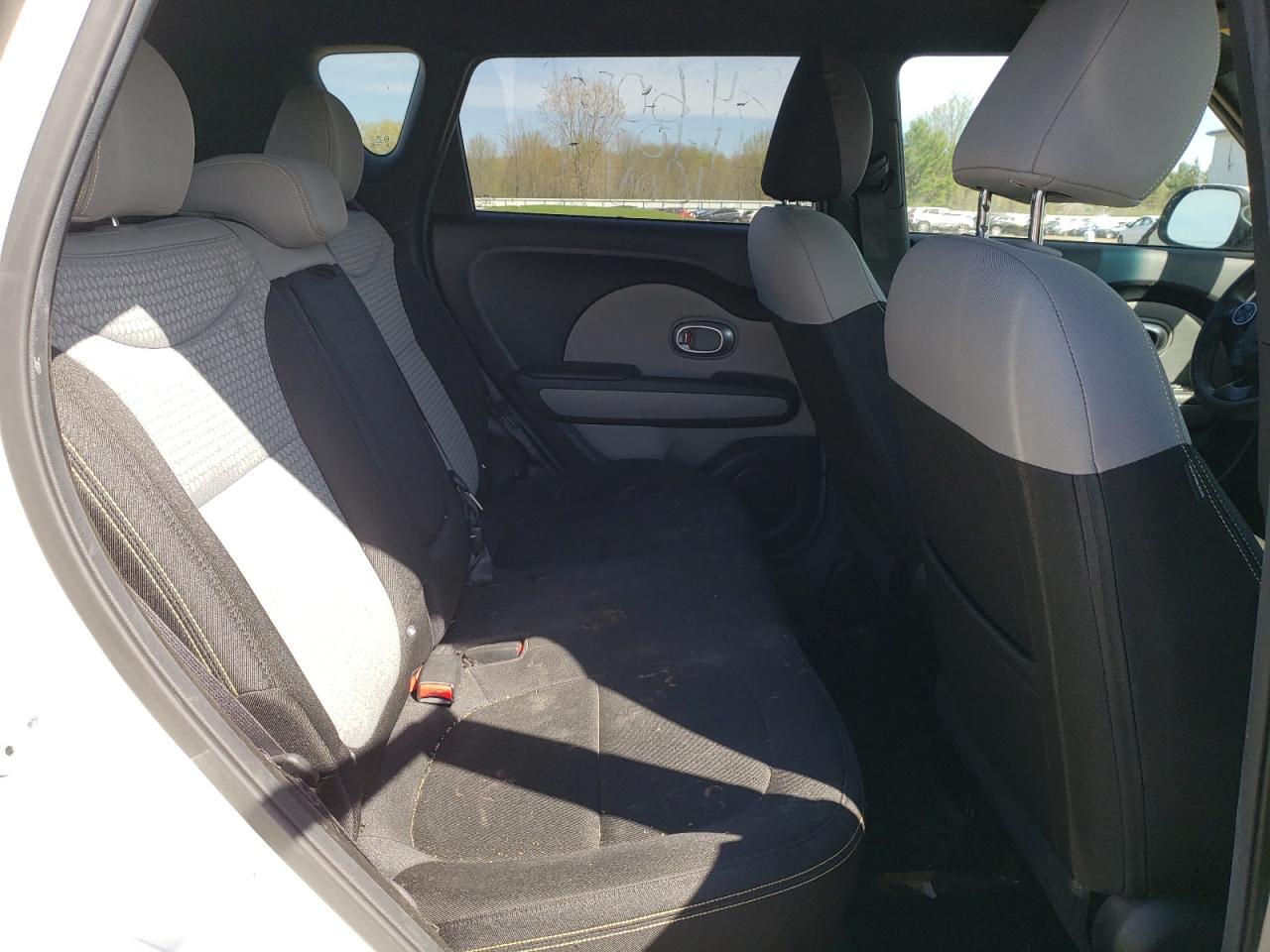 KNDJP3A5XF7144134 2015 Kia Soul +