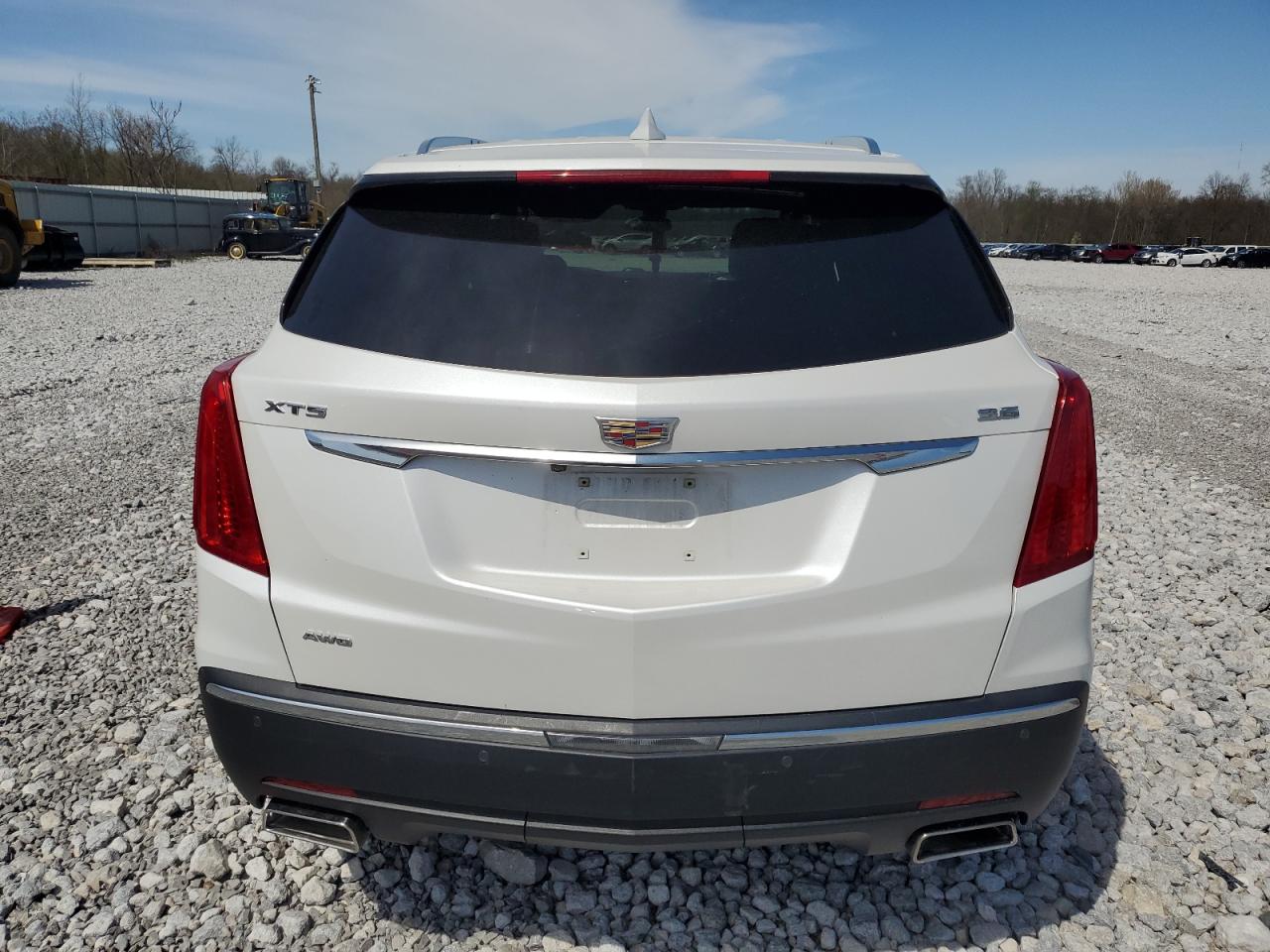 1GYKNERS2HZ221628 2017 Cadillac Xt5 Premium Luxury