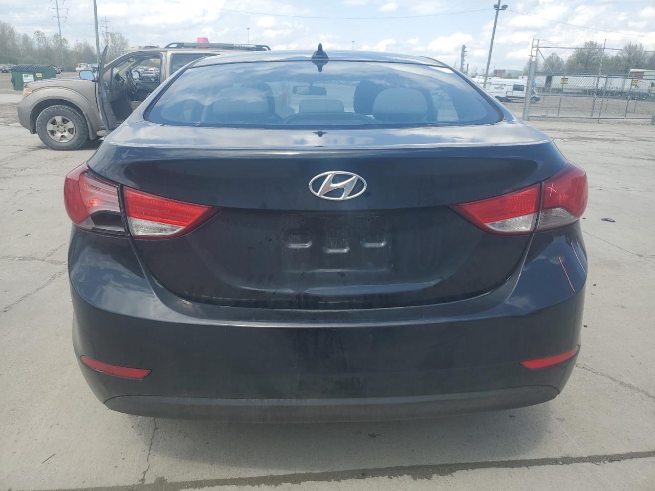 5NPDH4AE0GH681396 2016 Hyundai Elantra Se