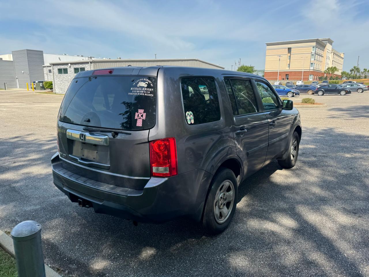 2015 Honda Pilot Lx vin: 5FNYF3H25FB025494