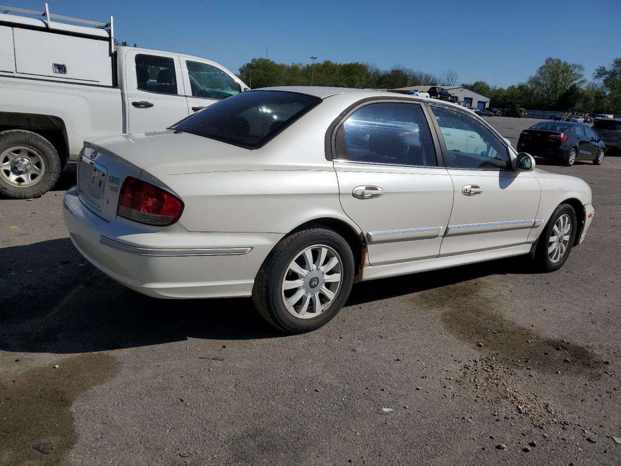 KMHWF35H72A505017 2002 Hyundai Sonata Gls