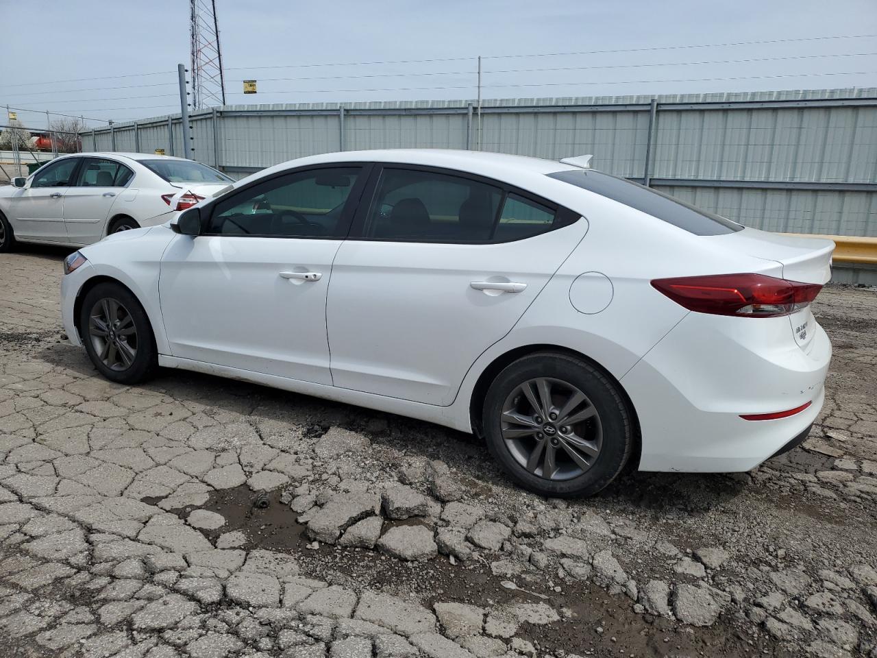 5NPD84LF2HH065884 2017 Hyundai Elantra Se