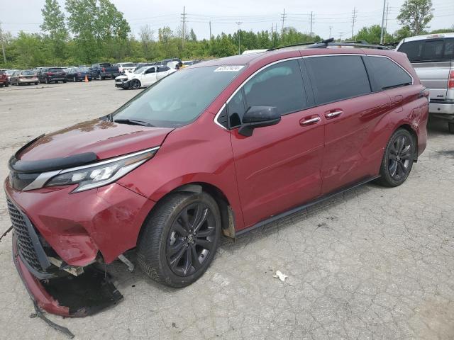  TOYOTA SIENNA 2022 Червоний