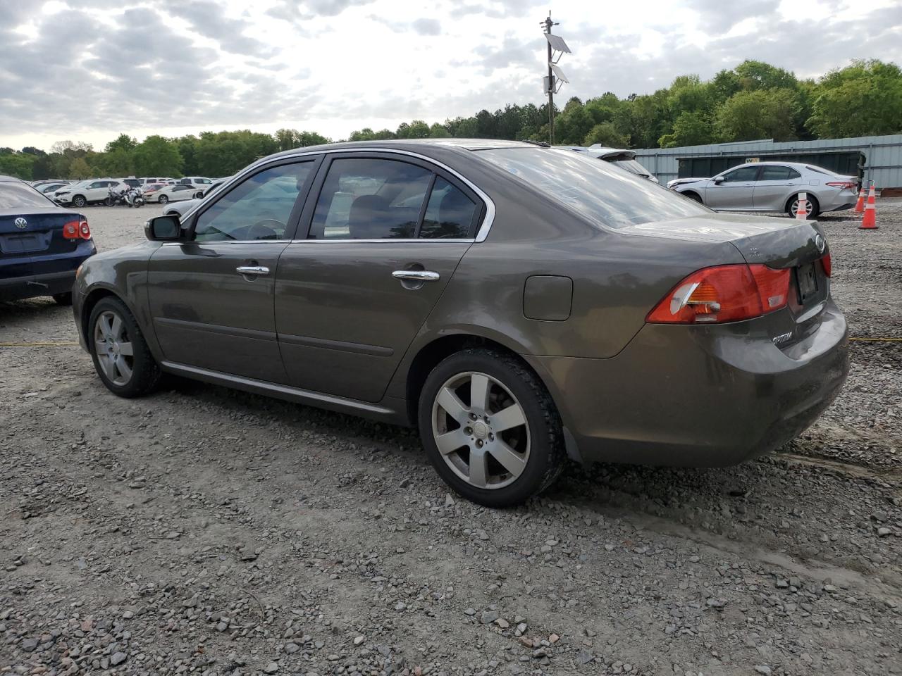 KNAGE228695332827 2009 Kia Optima Lx