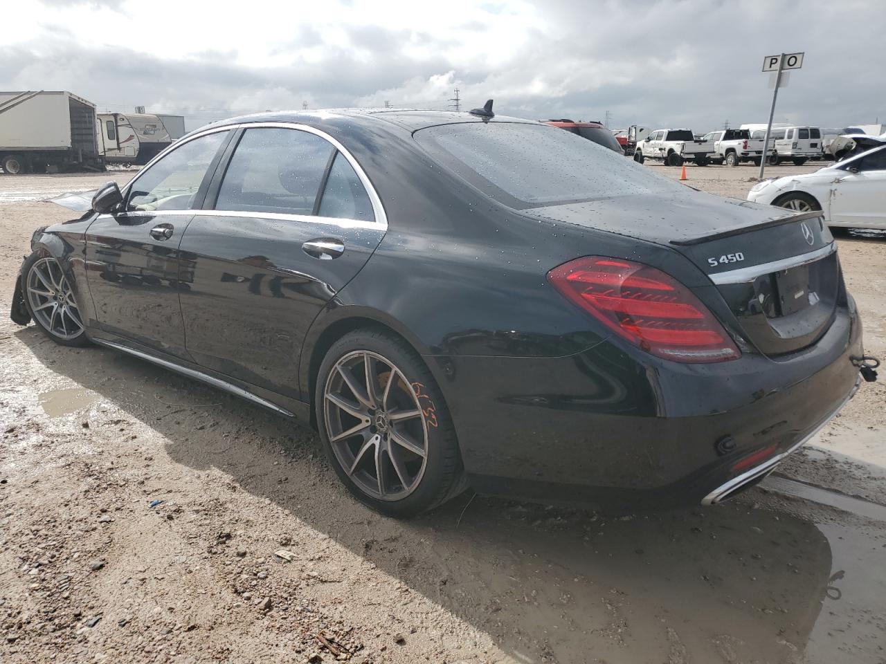 2020 Mercedes-Benz S 450 vin: WDDUG6GB3LA513884