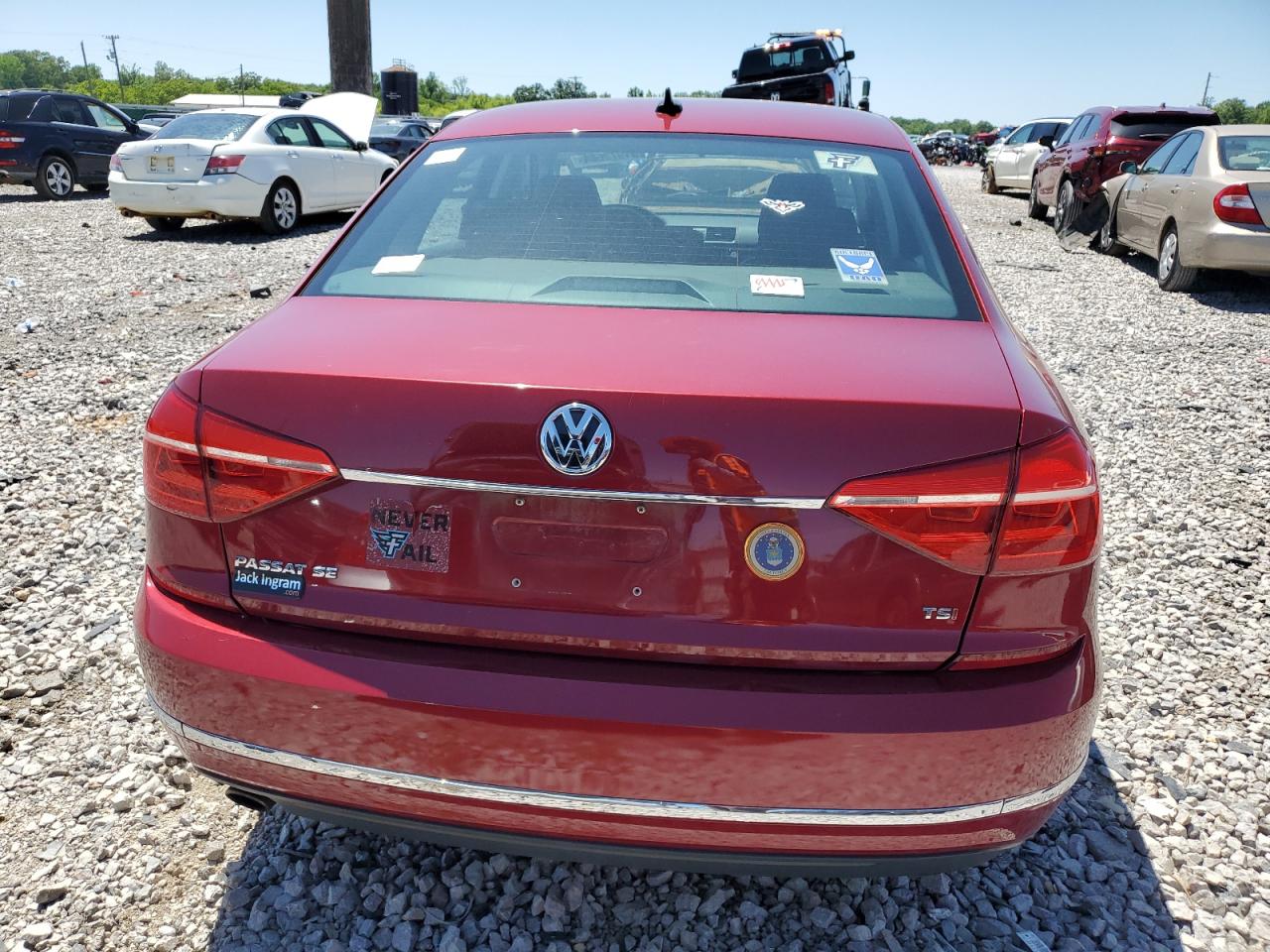 Lot #2572214015 2016 VOLKSWAGEN PASSAT SE