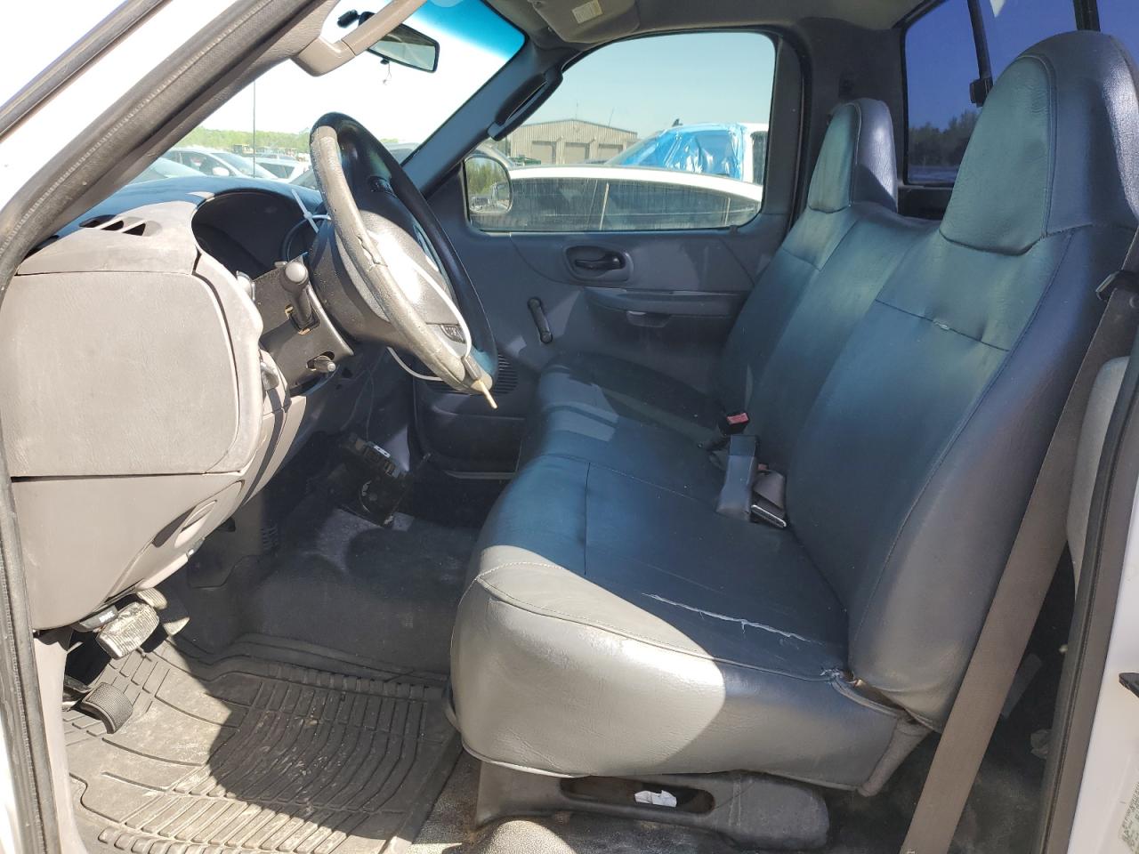 1FTRF17W42NB89117 2002 Ford F150