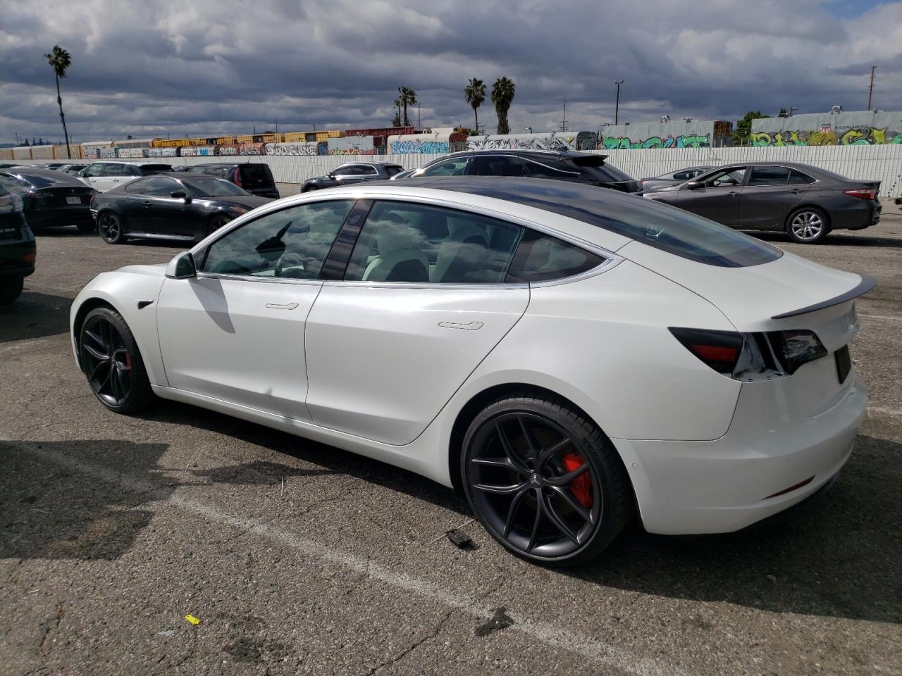 5YJ3E1EB3KF514413 2019 Tesla Model 3