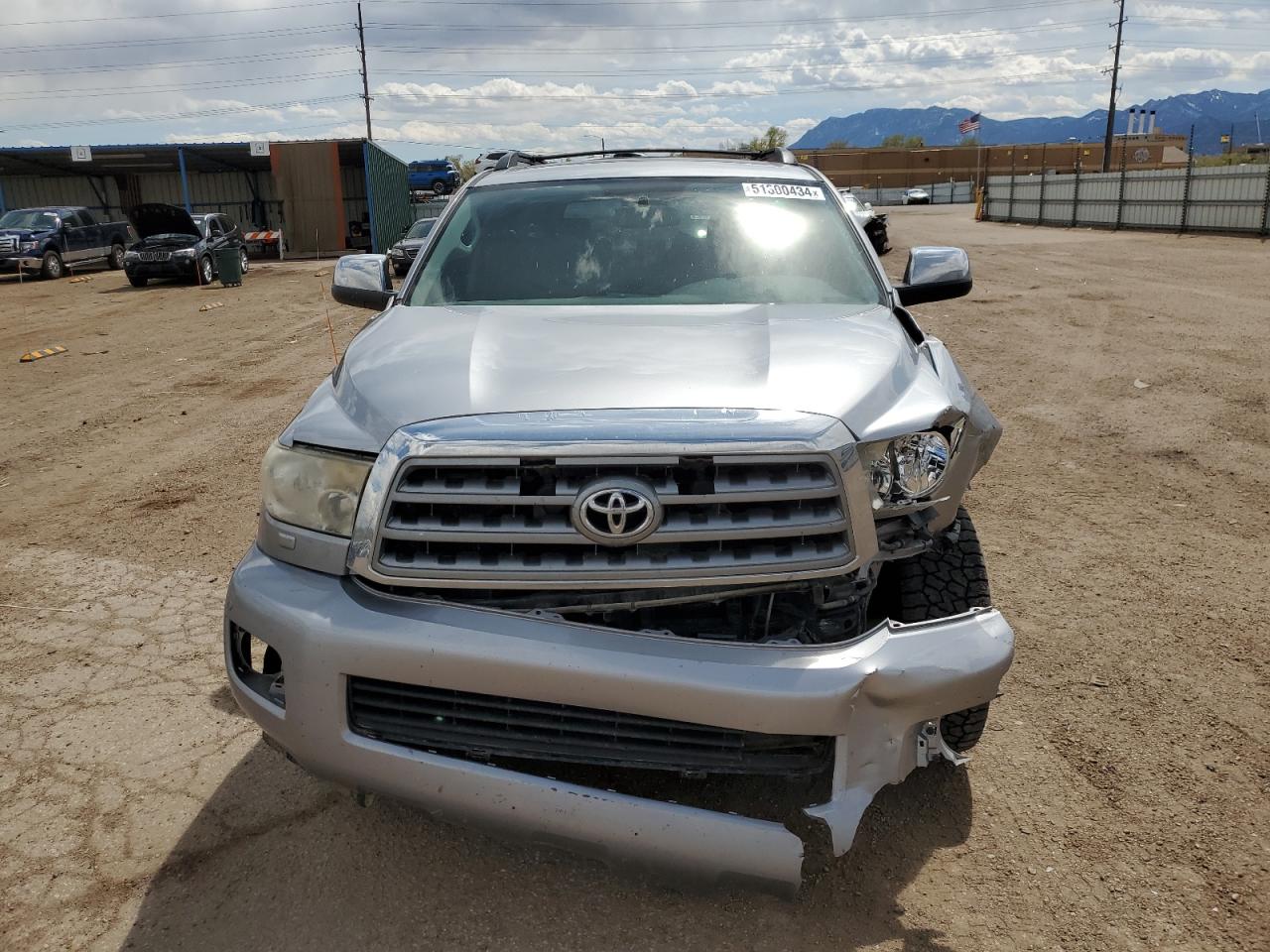 5TDDW5G15AS027432 2010 Toyota Sequoia Platinum