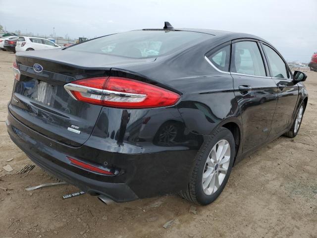 3FA6P0HD3LR250789 Ford Fusion SE 3