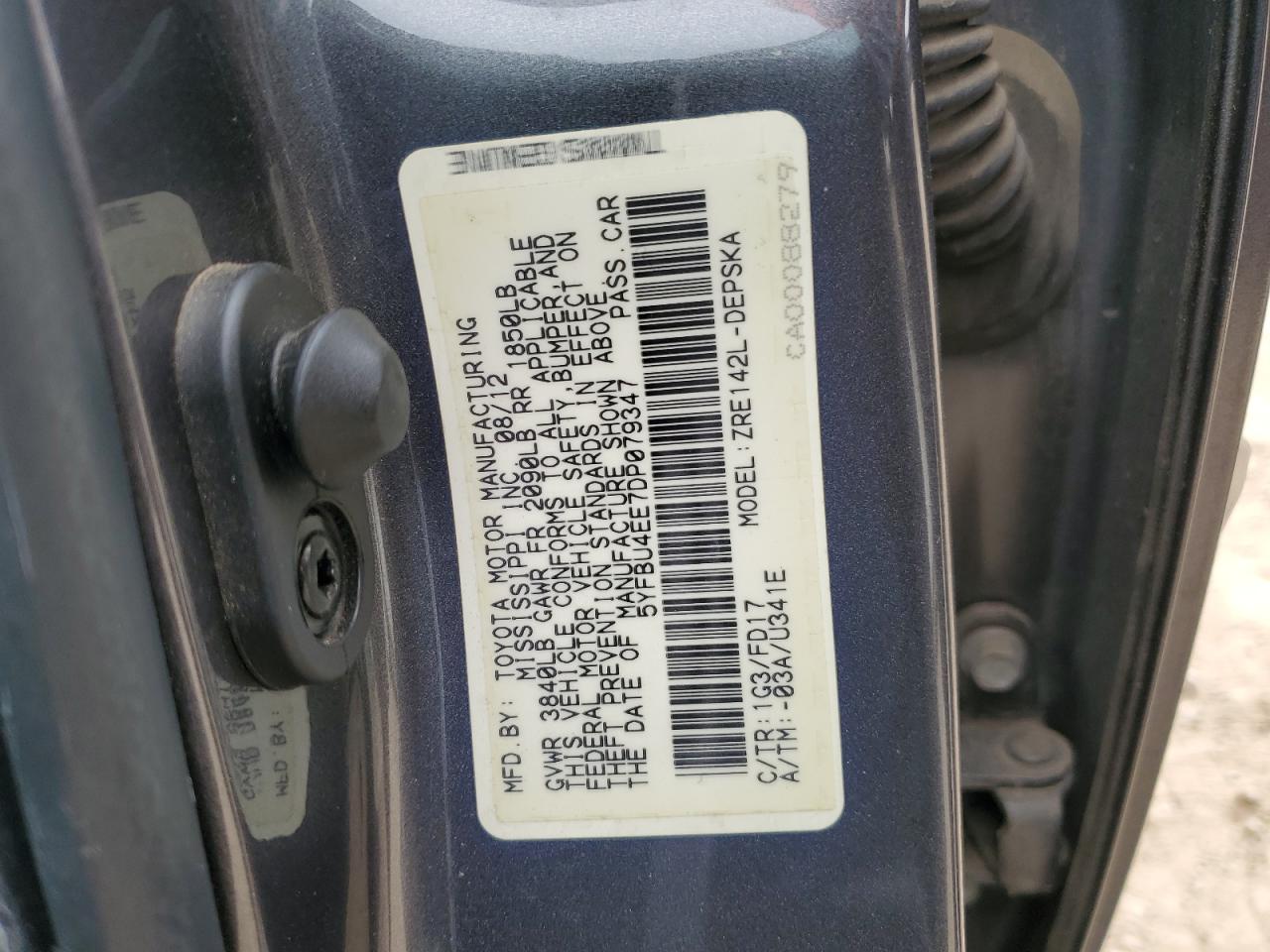 5YFBU4EE7DP079347 2013 Toyota Corolla Base