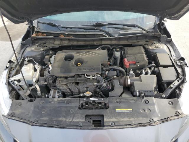 2020 Nissan Altima - Image 11