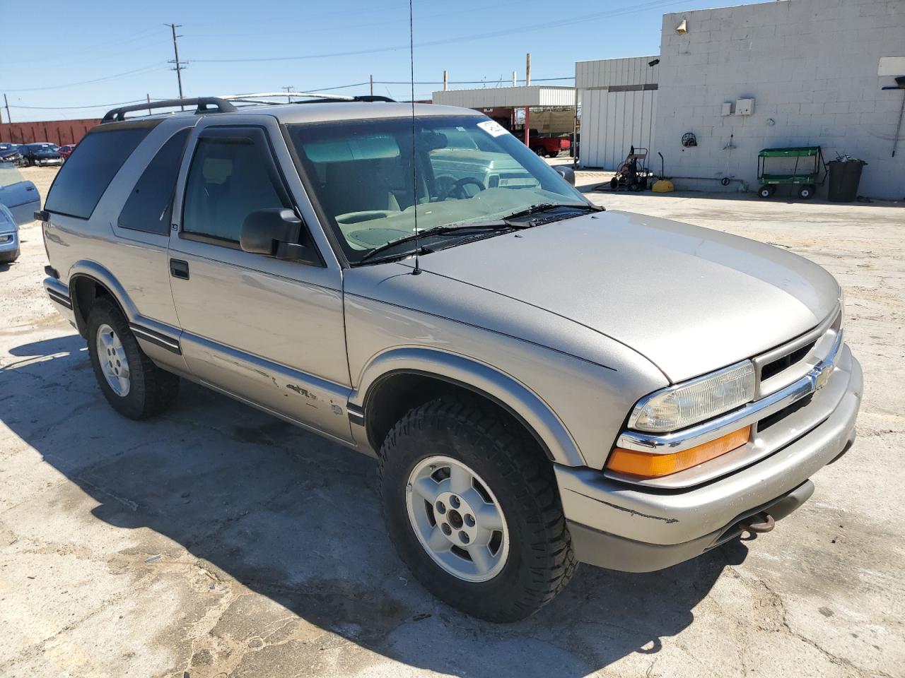 1GNCT18W2XK151995 1999 Chevrolet Blazer