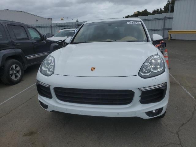 VIN WP1AA2A29HKA85075 2017 Porsche Cayenne no.5