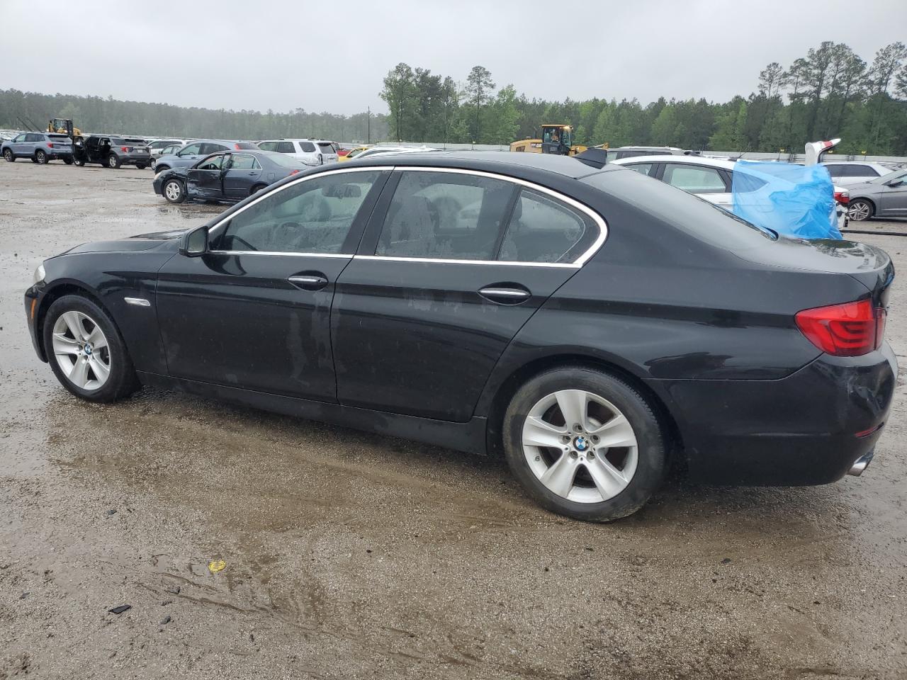 2013 BMW 528 Xi vin: WBAXH5C59DD115297