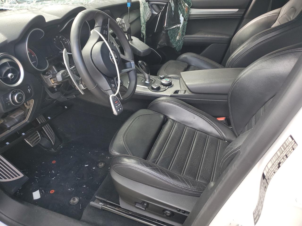 ZASFAKNN1J7B79477 2018 Alfa Romeo Stelvio Ti Sport