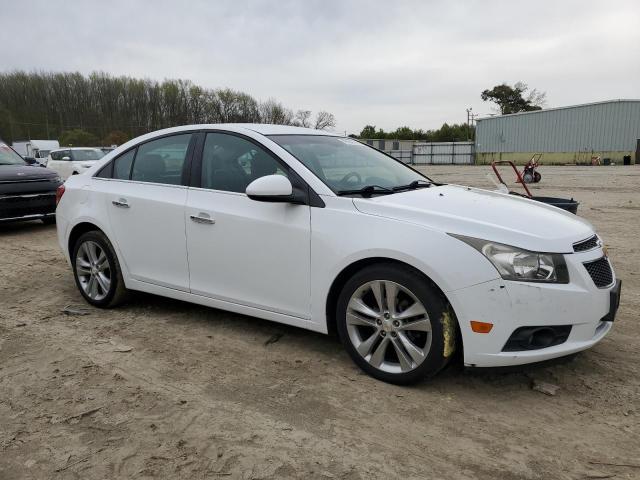 2014 Chevrolet Cruze - Image 4