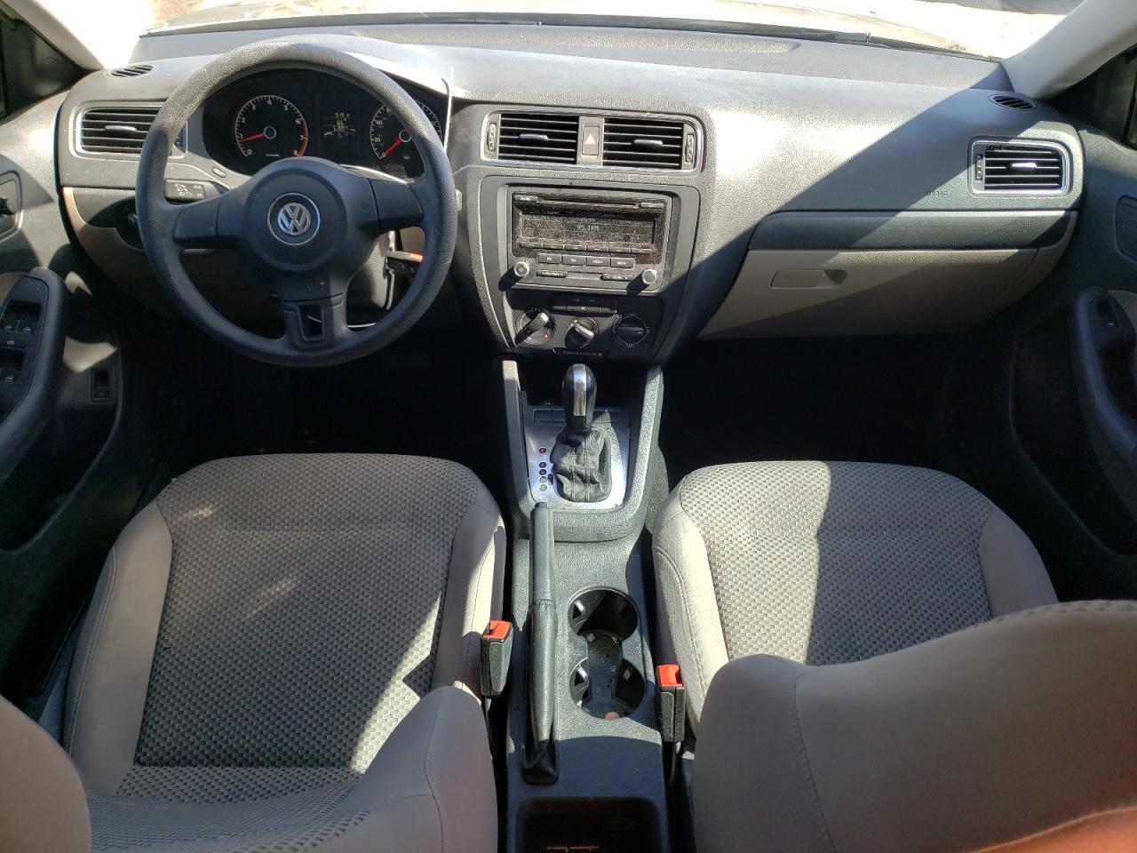 3VW2K7AJ3CM465969 2012 Volkswagen Jetta Base