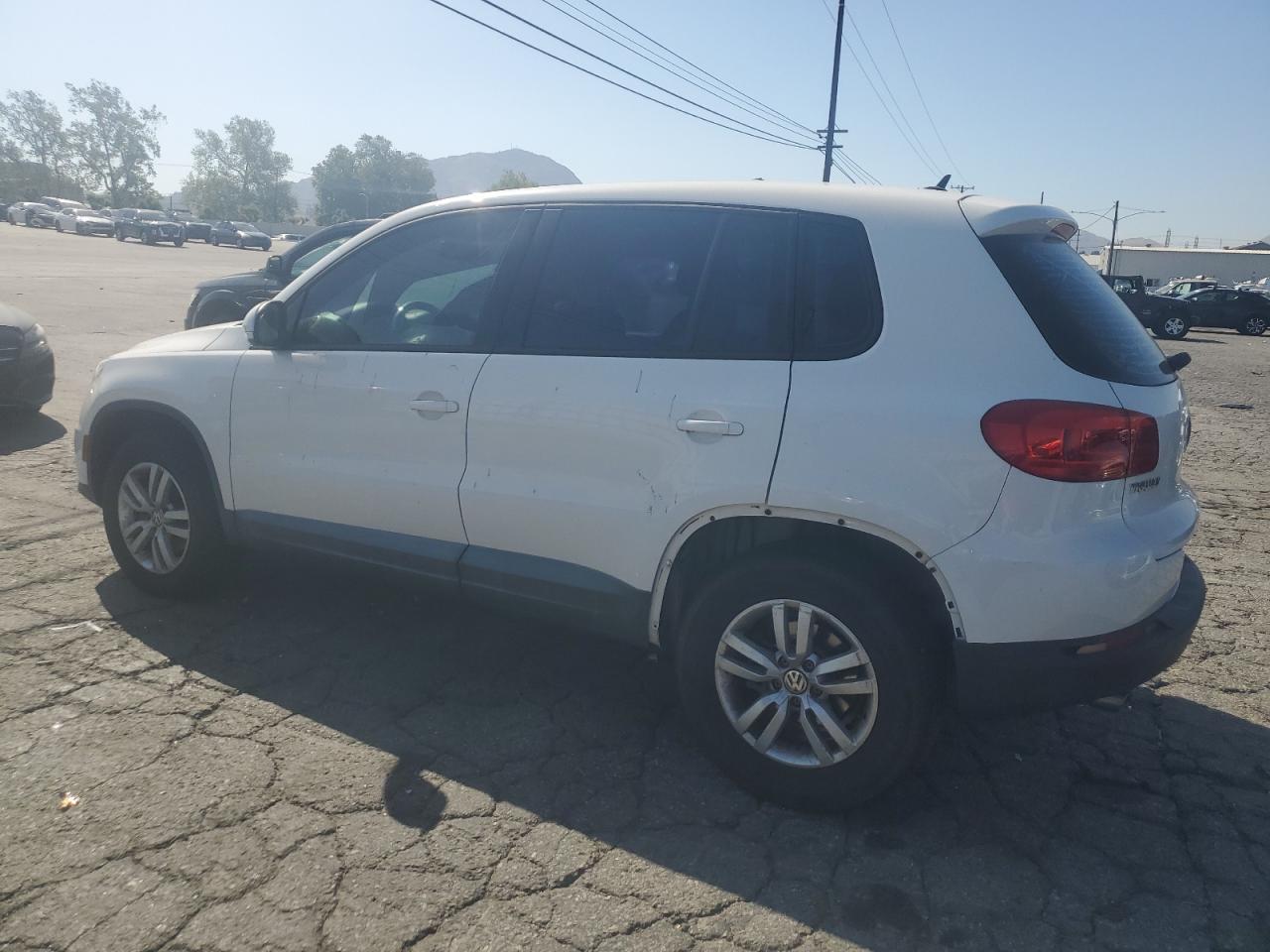 2014 Volkswagen Tiguan S vin: WVGAV3AX6EW032566