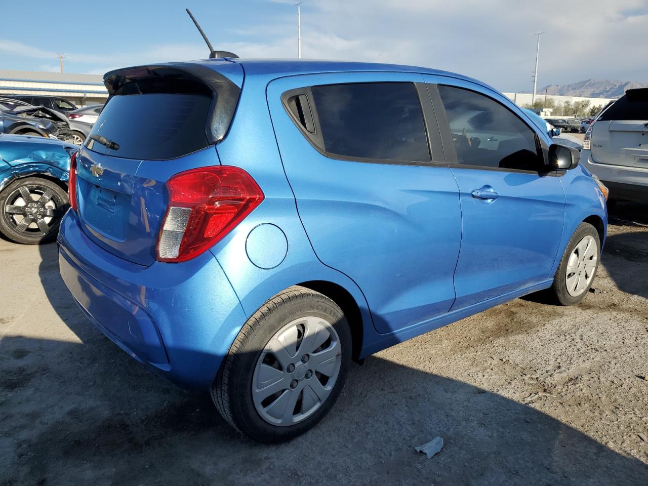 KL8CB6SA0JC474006 2018 Chevrolet Spark Ls