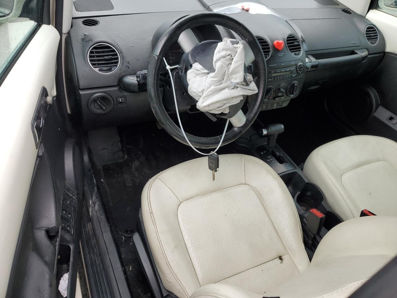 3VWFF31Y57M411574 2007 Volkswagen New Beetle Triple White