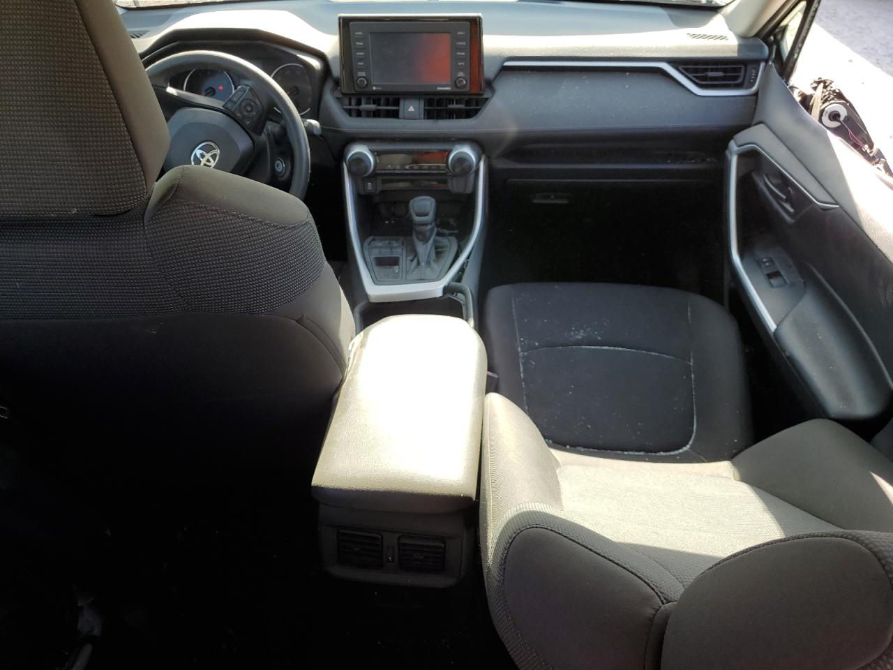 2T3H1RFV8NW187031 2022 Toyota Rav4 Le