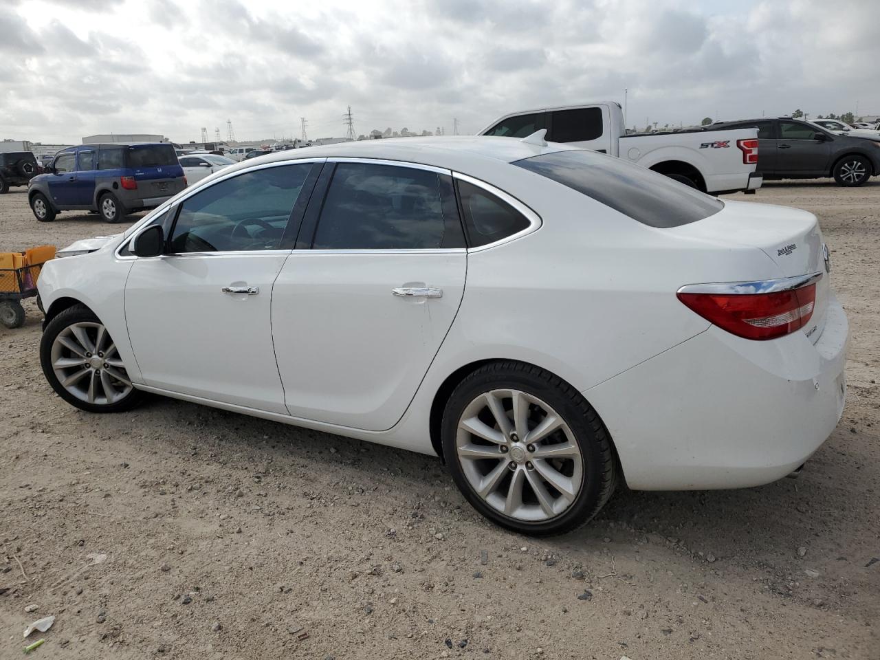 1G4PR5SK2D4237079 2013 Buick Verano Convenience