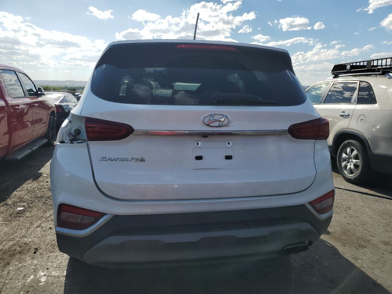 5NMS23AD8KH010073 2019 Hyundai Santa Fe Se