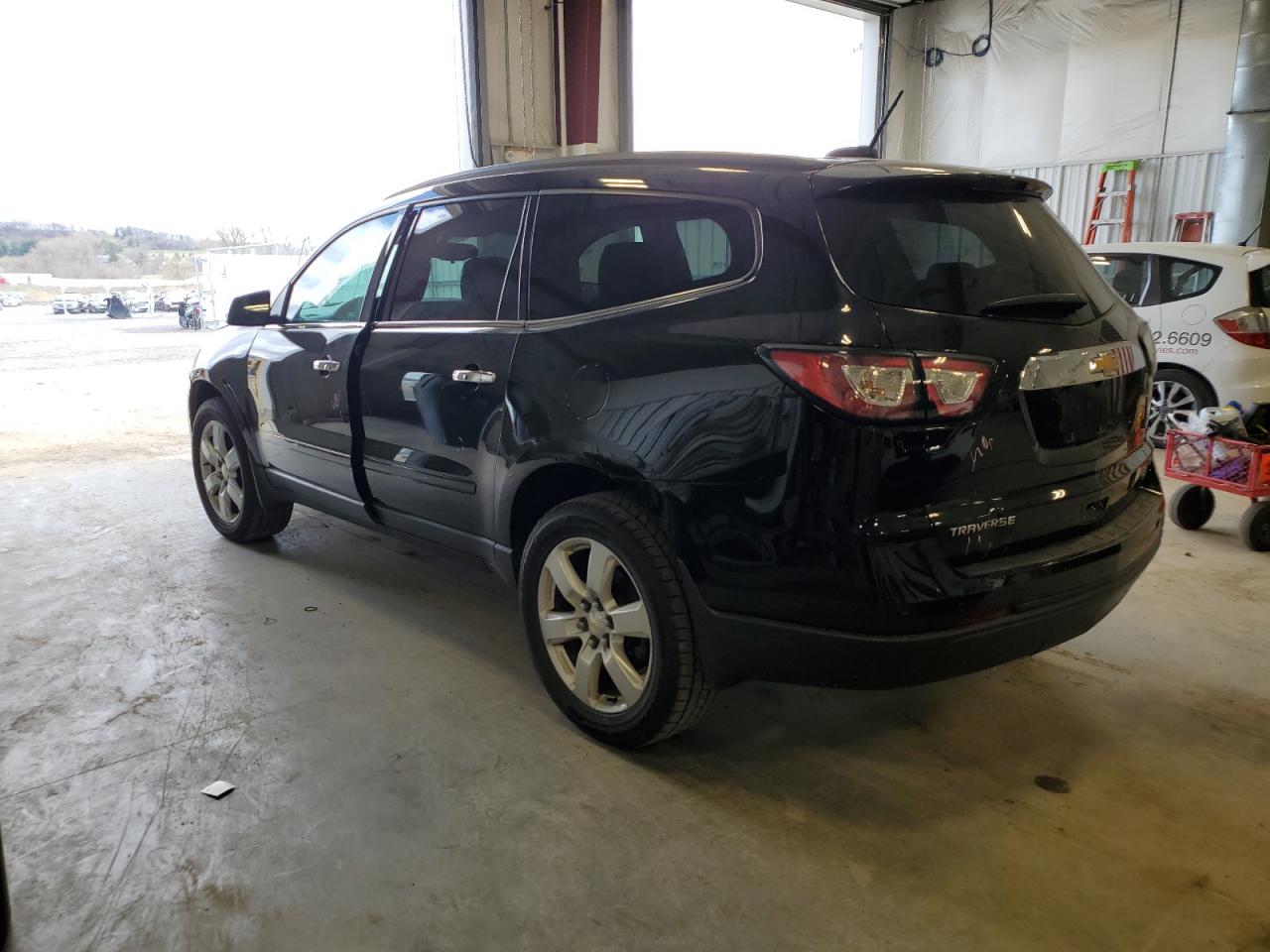 1GNKRGKD9HJ208933 2017 Chevrolet Traverse Lt