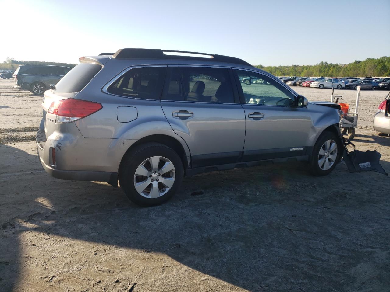 4S4BRCKC0A3312693 2010 Subaru Outback 2.5I Limited