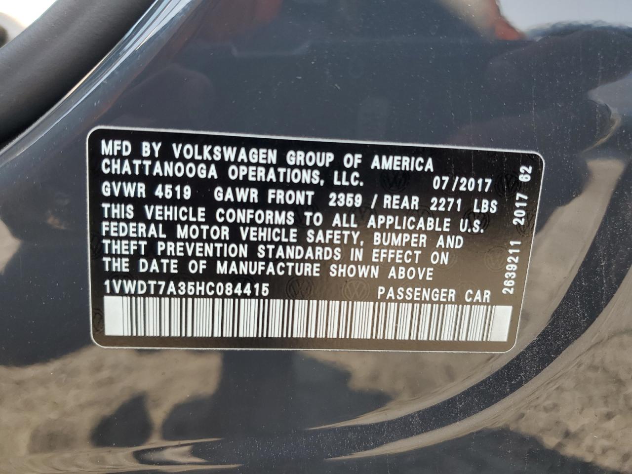 1VWDT7A35HC084415 2017 Volkswagen Passat R-Line