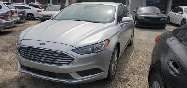 Lot #2459220605 2017 FORD FUSION SE salvage car