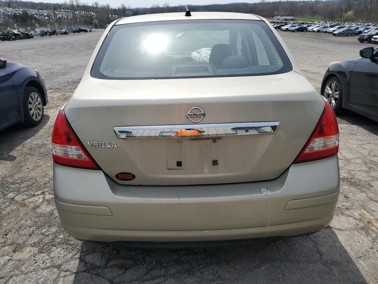 3N1BC11E98L447878 2008 Nissan Versa S