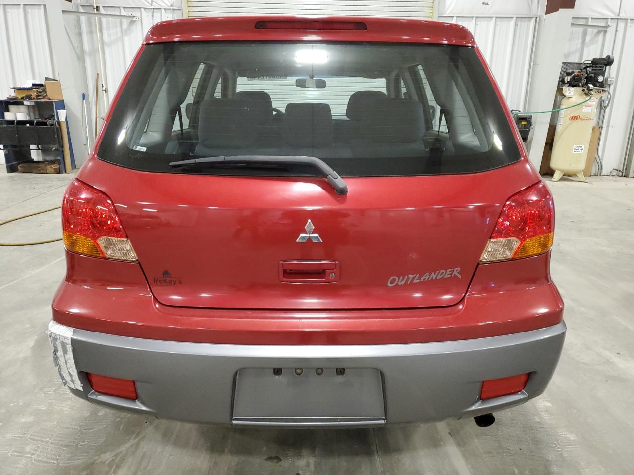 JA4LX31F44U038417 2004 Mitsubishi Outlander Ls