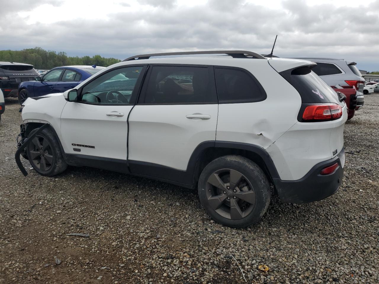 1C4PJLCB9GW319267 2016 Jeep Cherokee Latitude