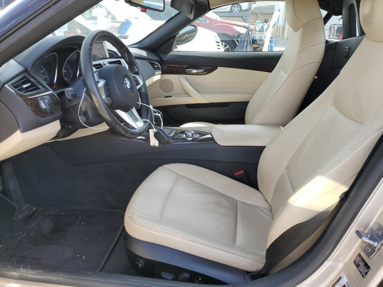 WBALM5C58BE379256 2011 BMW Z4 Sdrive30I