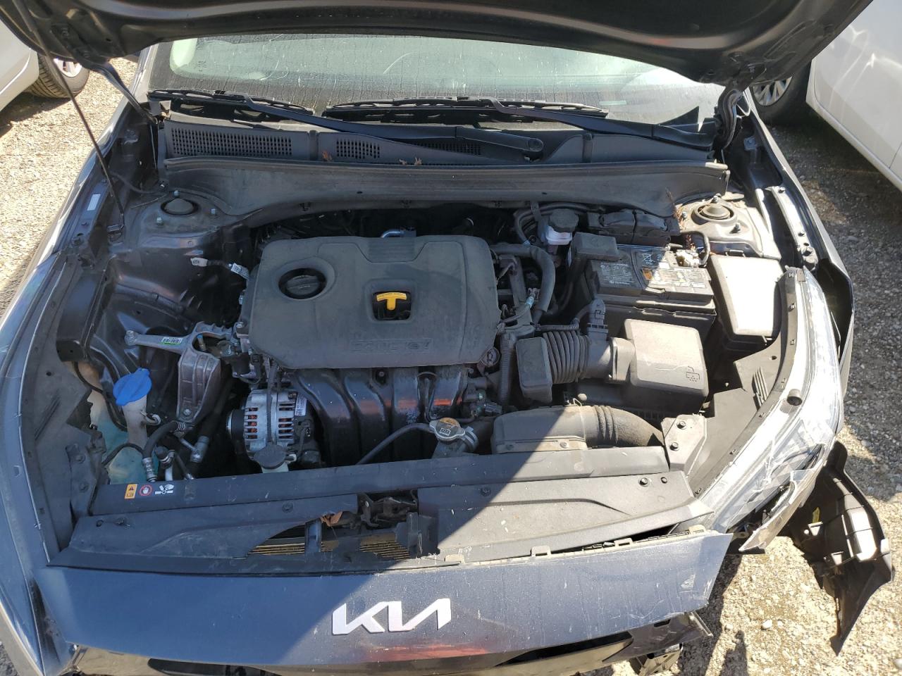 3KPF24AD8NE499271 2022 Kia Forte Fe
