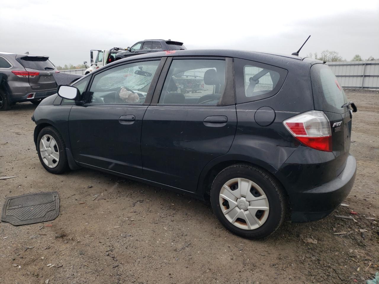 JHMGE8H38DC061919 2013 Honda Fit