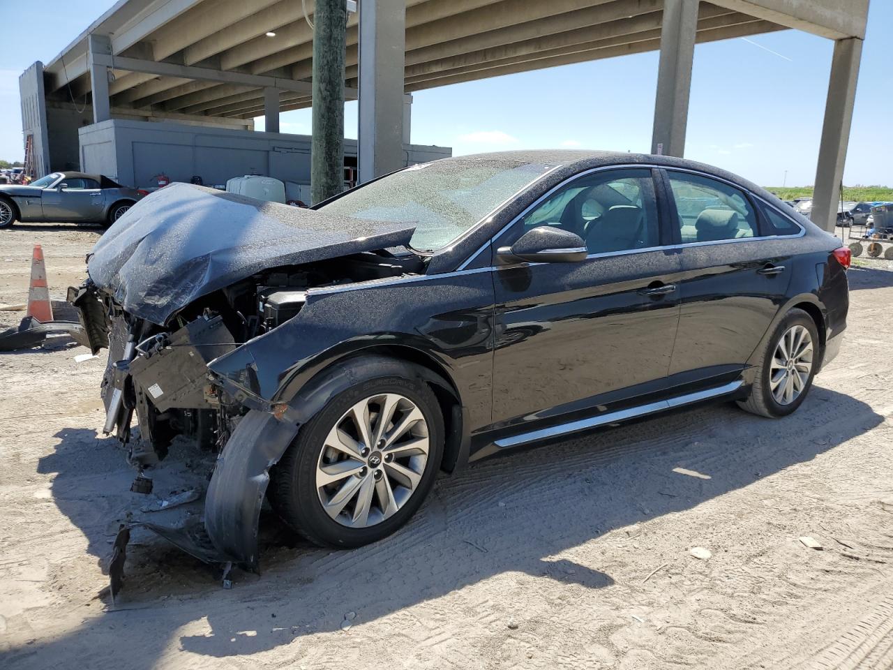 2017 Hyundai Sonata Sport vin: 5NPE34AF3HH460369