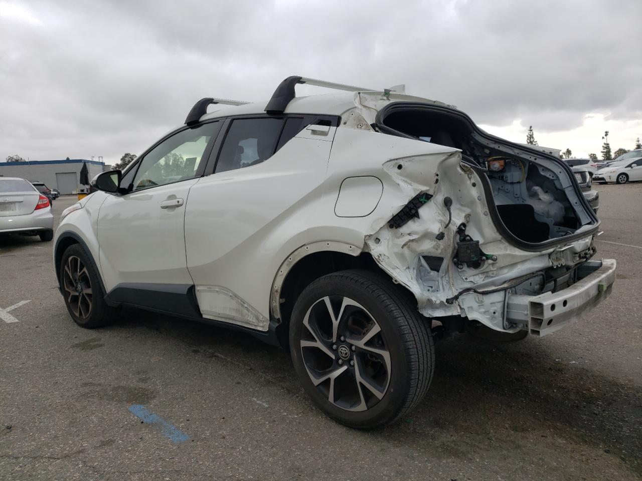 JTNKHMBX7L1093175 2020 Toyota C-Hr Xle