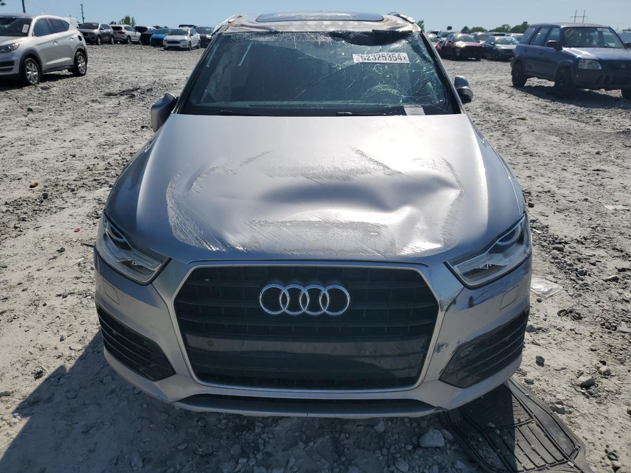 WA1BCCFS0JR005717 2018 Audi Q3 Premium