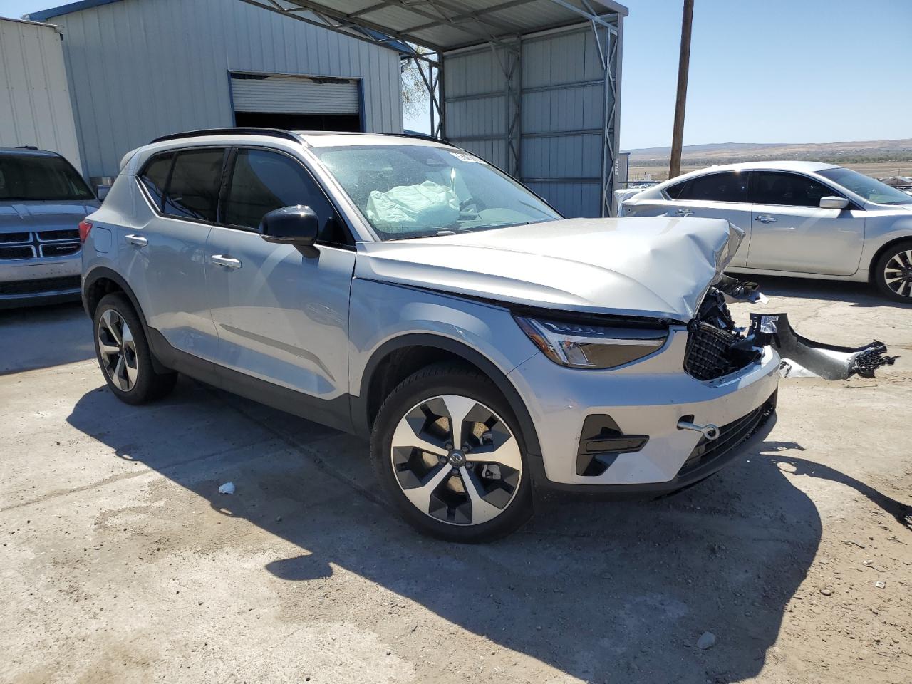 YV4L12UK5R2287075 2024 Volvo Xc40 Core