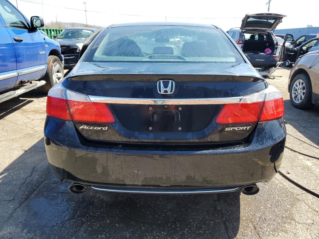 2015 Honda Accord Sport vin: 1HGCR2F59FA267241