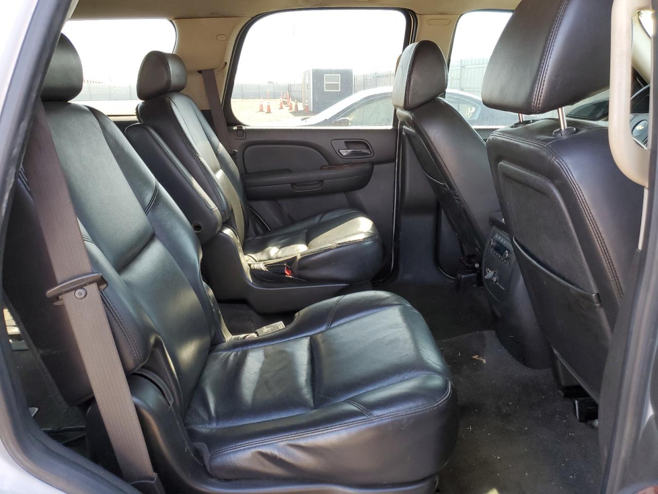 1GNFK33039R147334 2009 Chevrolet Tahoe K1500 Ltz