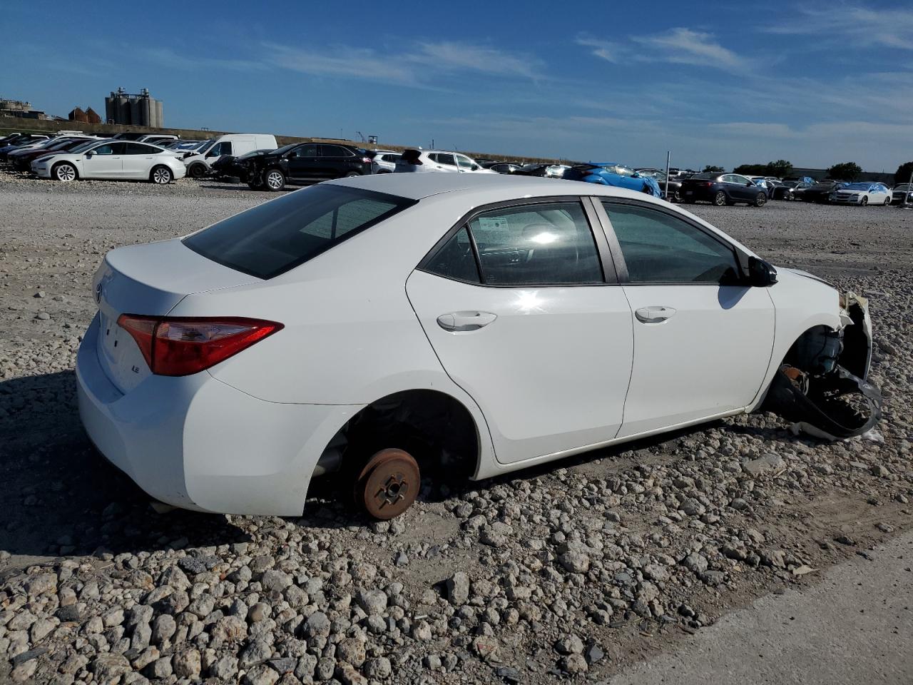 2019 Toyota Corolla L vin: 5YFBURHE2KP939872