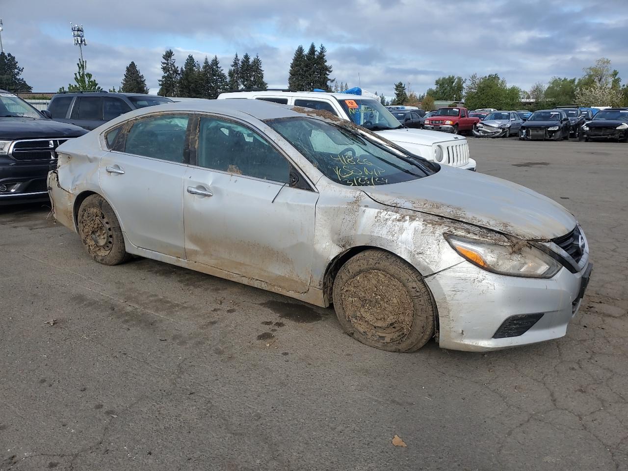 1N4AL3AP1HN303785 2017 Nissan Altima 2.5